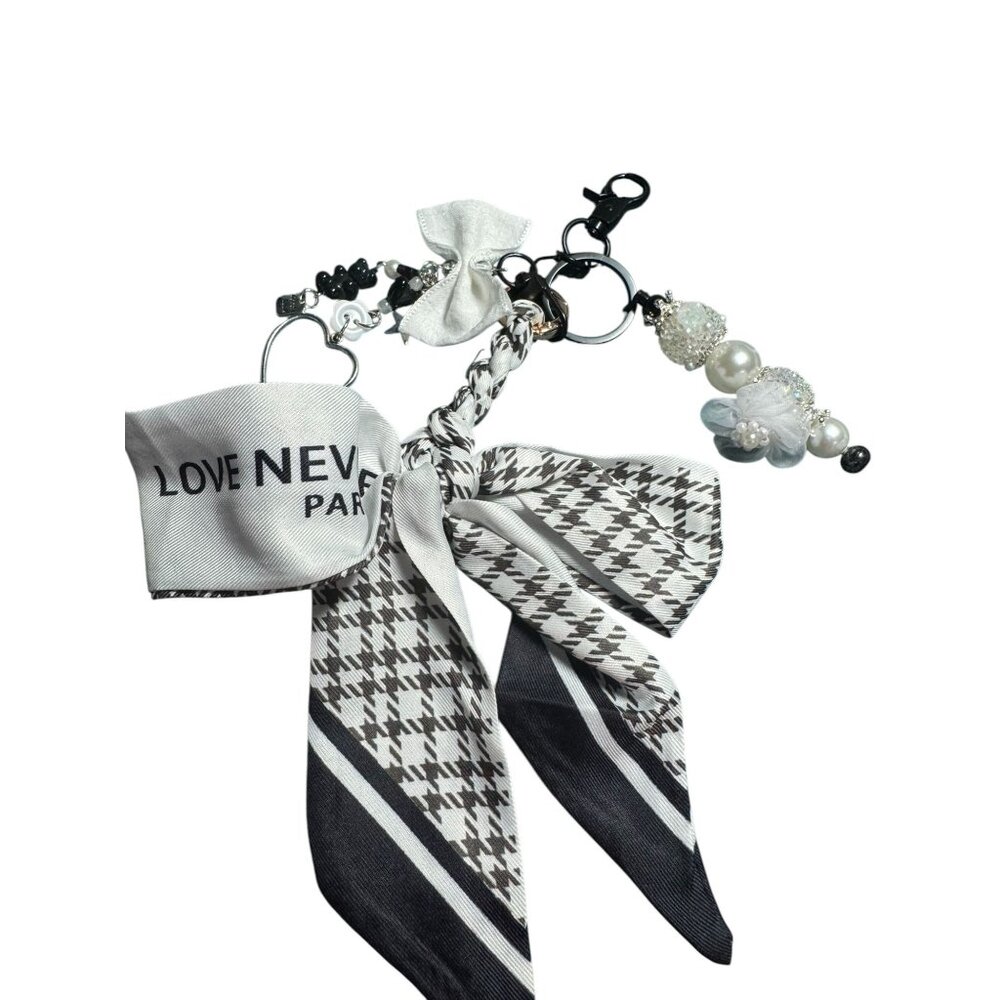 Houndstooth Scarf Keychain With Bow Pearls & Heart Charms